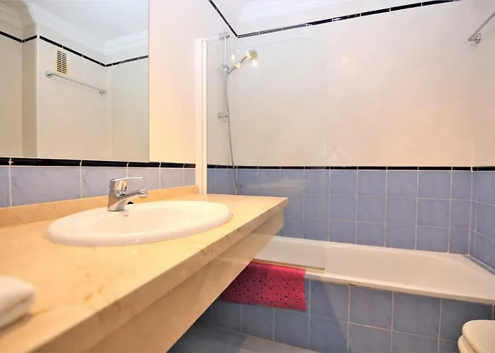 Angelika Apartamento Estepona